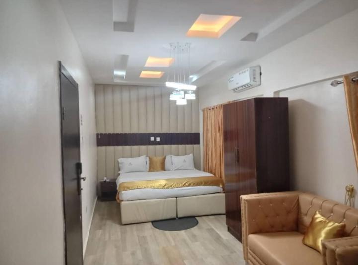 Hotel D Ritz Owode Ede Bagian luar foto